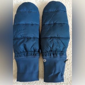 Lululemon Pinnacle Maker Gloves